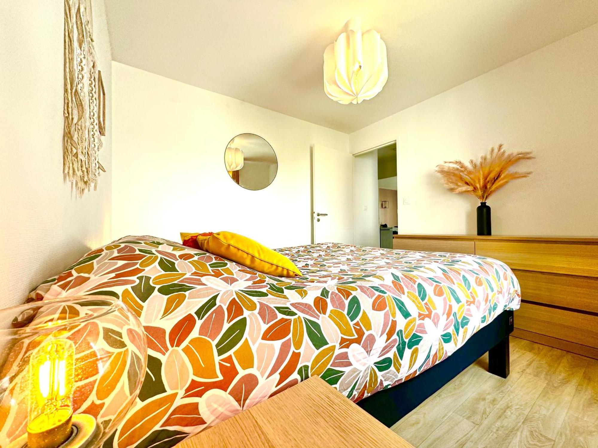 L'Atelier Chic - Wifi Fibre - Parking Privee - Balcon - Netflix Apartment ลาเนสแตร์ ภายนอก รูปภาพ